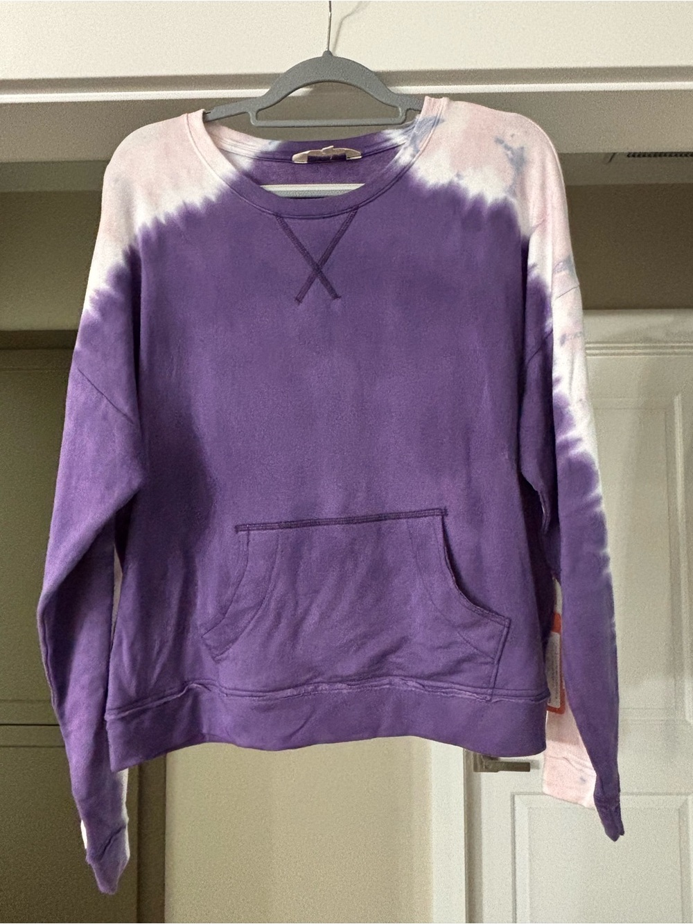 Coral Terrace Tie Dye Pocket Crew Neck Sweatshirt